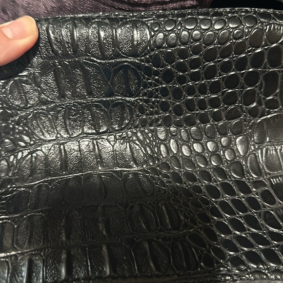 Black guess purse - Picture 8 of 9